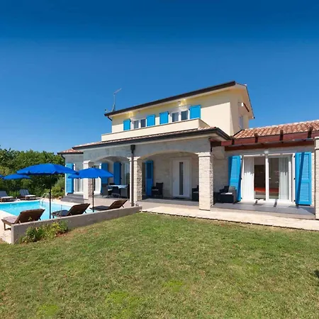 In - Porec - Istrien 46871 Villa *